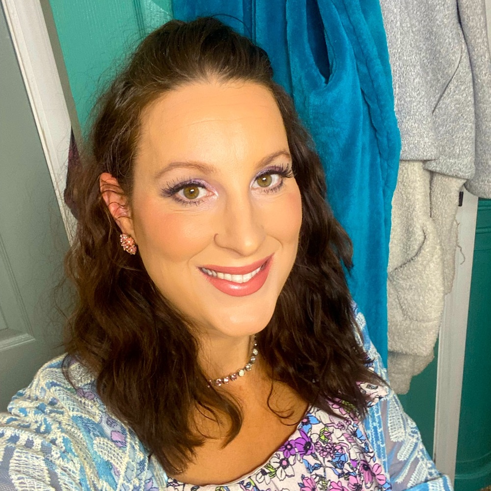 Meet your Posher, Tiffany